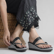 Women's Toe Ring Wedges Sandals Stylish Slip-On Comfort Wedge Heel